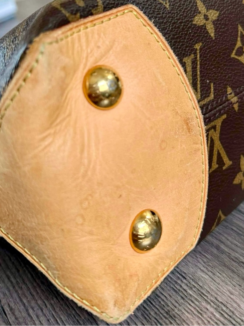 🤎 Louis Vuitton Monogram Wilshire PM Tote 🤎 - Picture 10 of 15